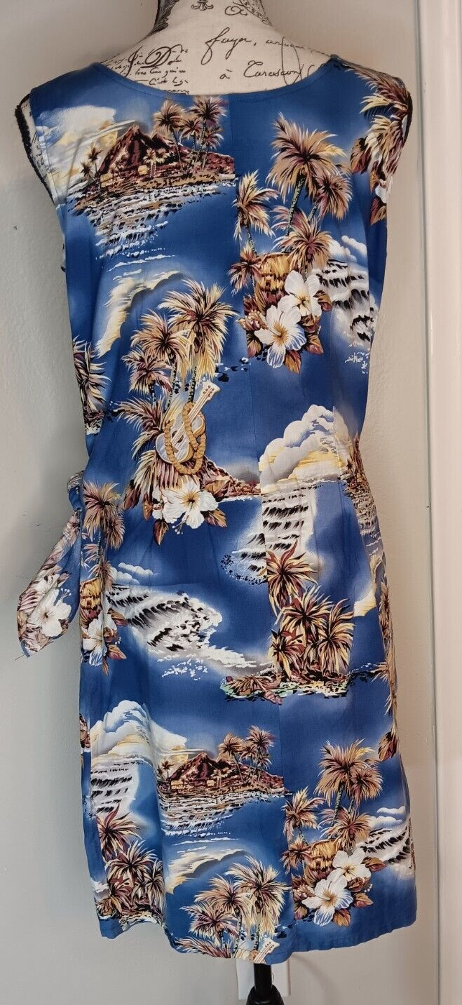 Vintage Hilo Hattie Medium Hawaii Wrap Dress, Blue, Hibiscus Volcano Sleeveless
