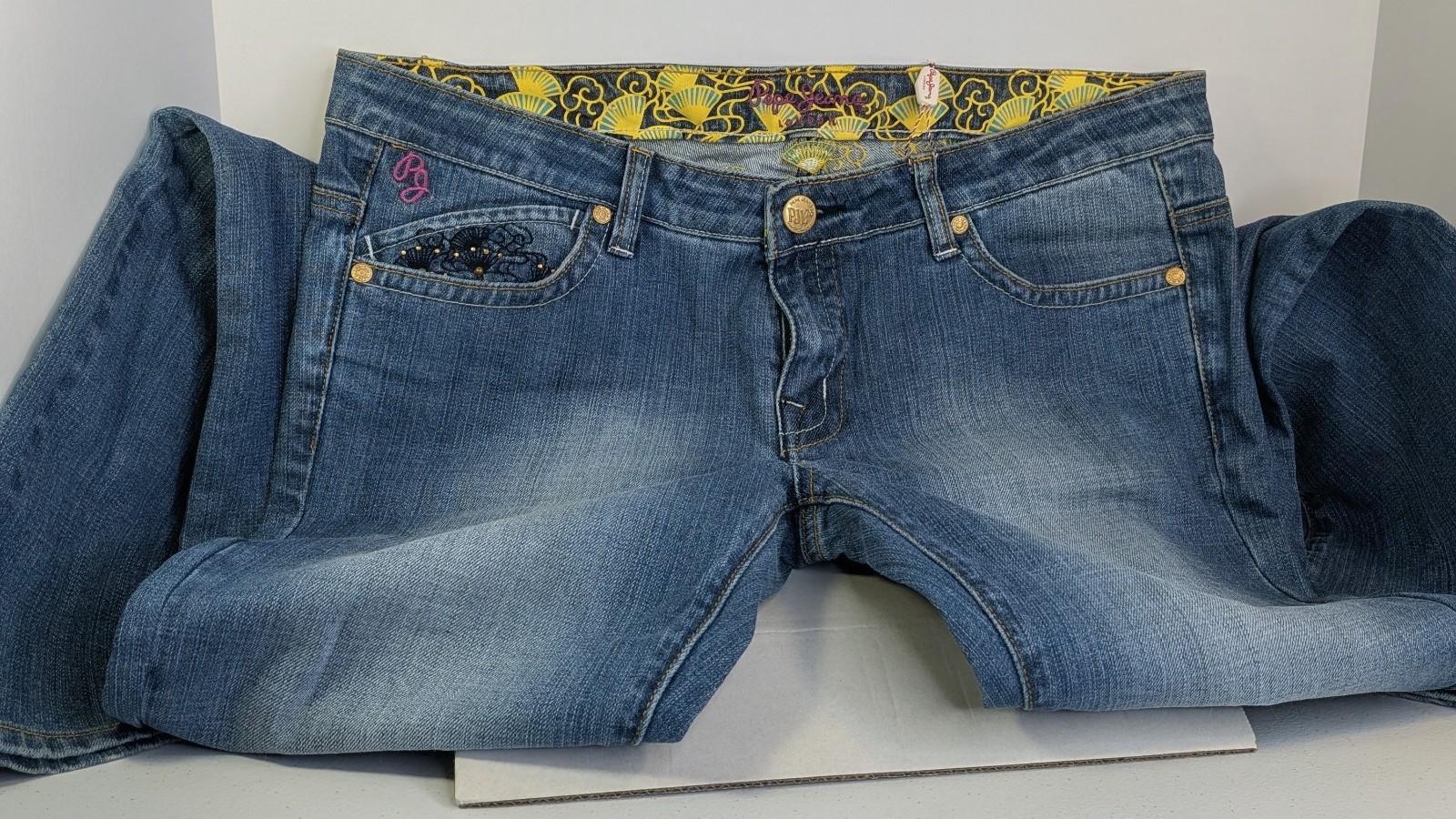 New Pepe Jeans London „Jasmine” Embroidered Peacock & Floral Denim – Size 32