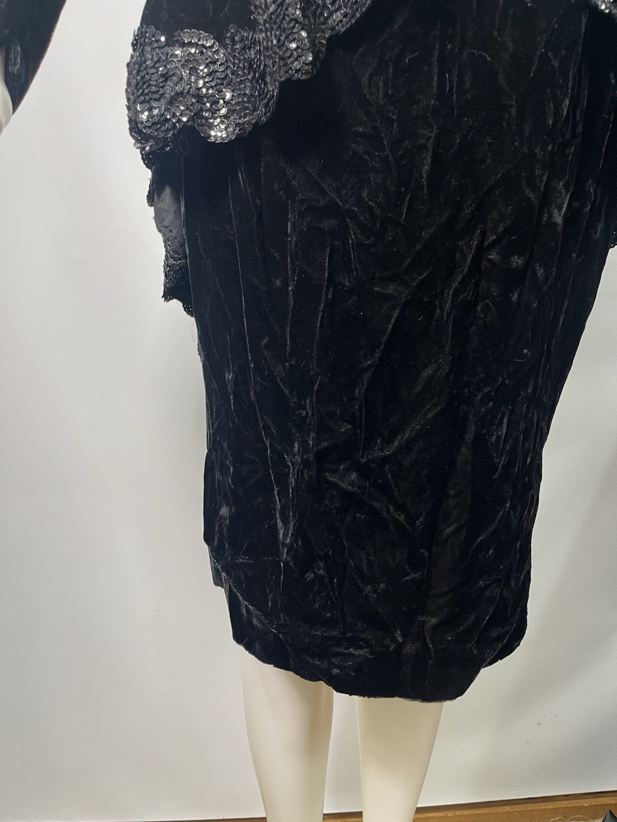 Miss Ashlee Dress Women Velvet Retro 80s Off Shoulder Sequins Peplum Sz 6