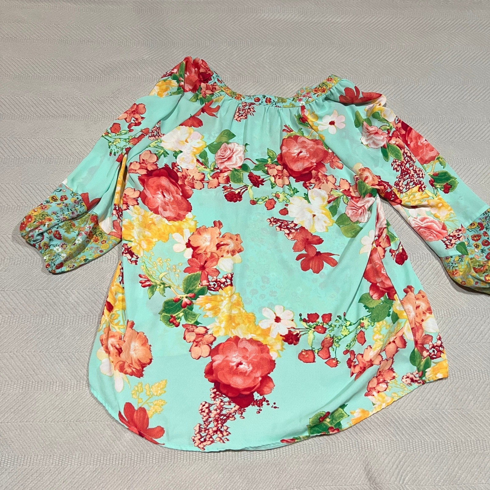 Valerie Stevens Women’s Med Floral Boho Peasant Tunic Top Multicolor Lightweight