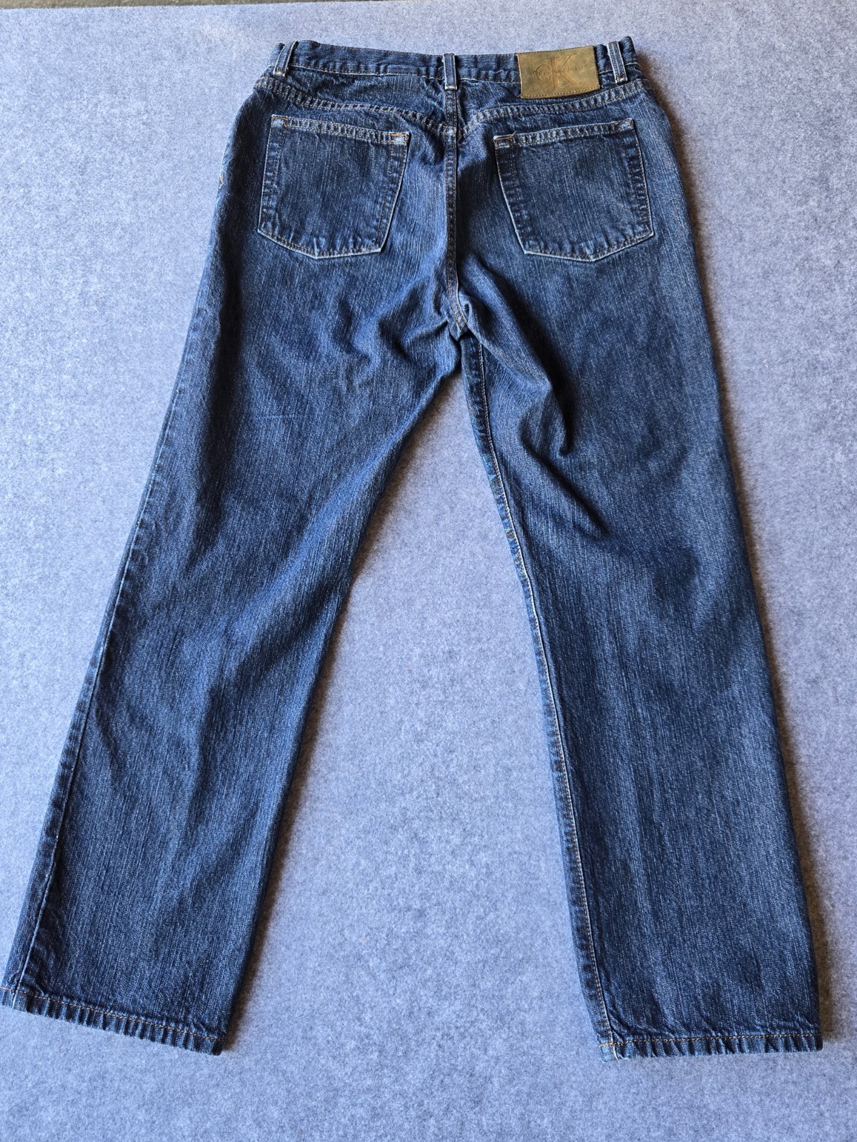 Calvin Klein Jeans Women’s Low Rider Strait Leg Medium Blue Wash Size 10 (32×29)