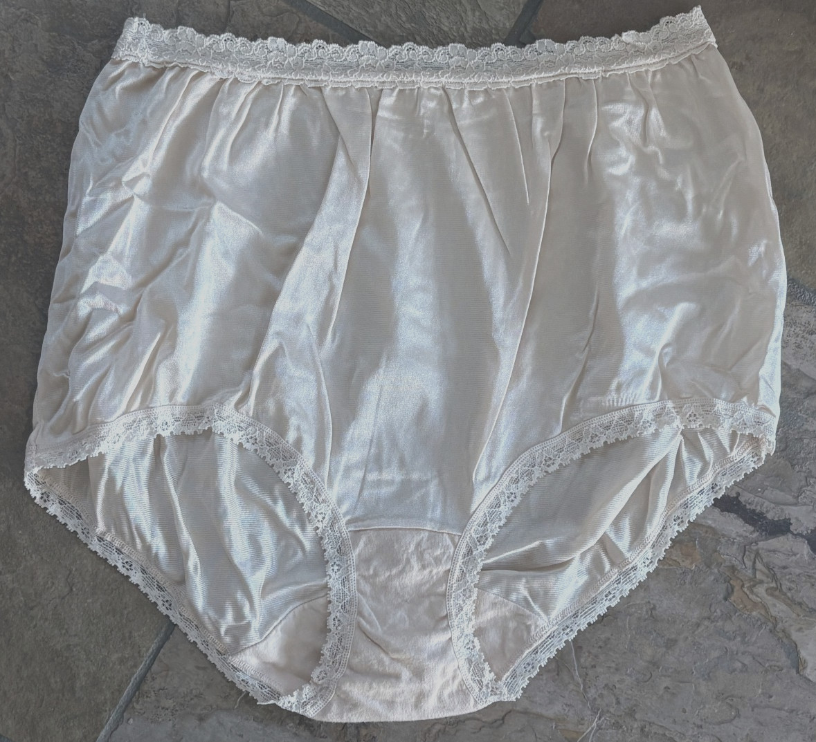 COTILLION 8/XL Champagne Hi Shine SATIN All Nylon Lace Trim Brief Panties VTG