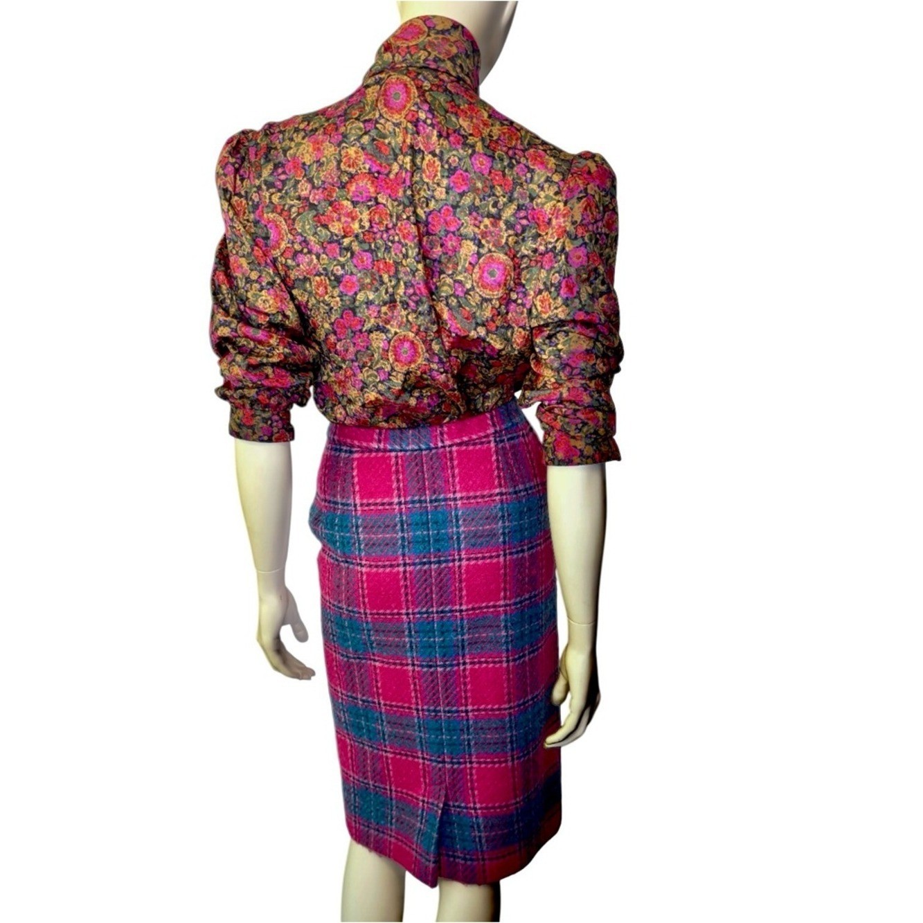 RARE Vintage Pendleton Classic Plaid Wool Blend Pencil Skirt in Fuchsia and Teal