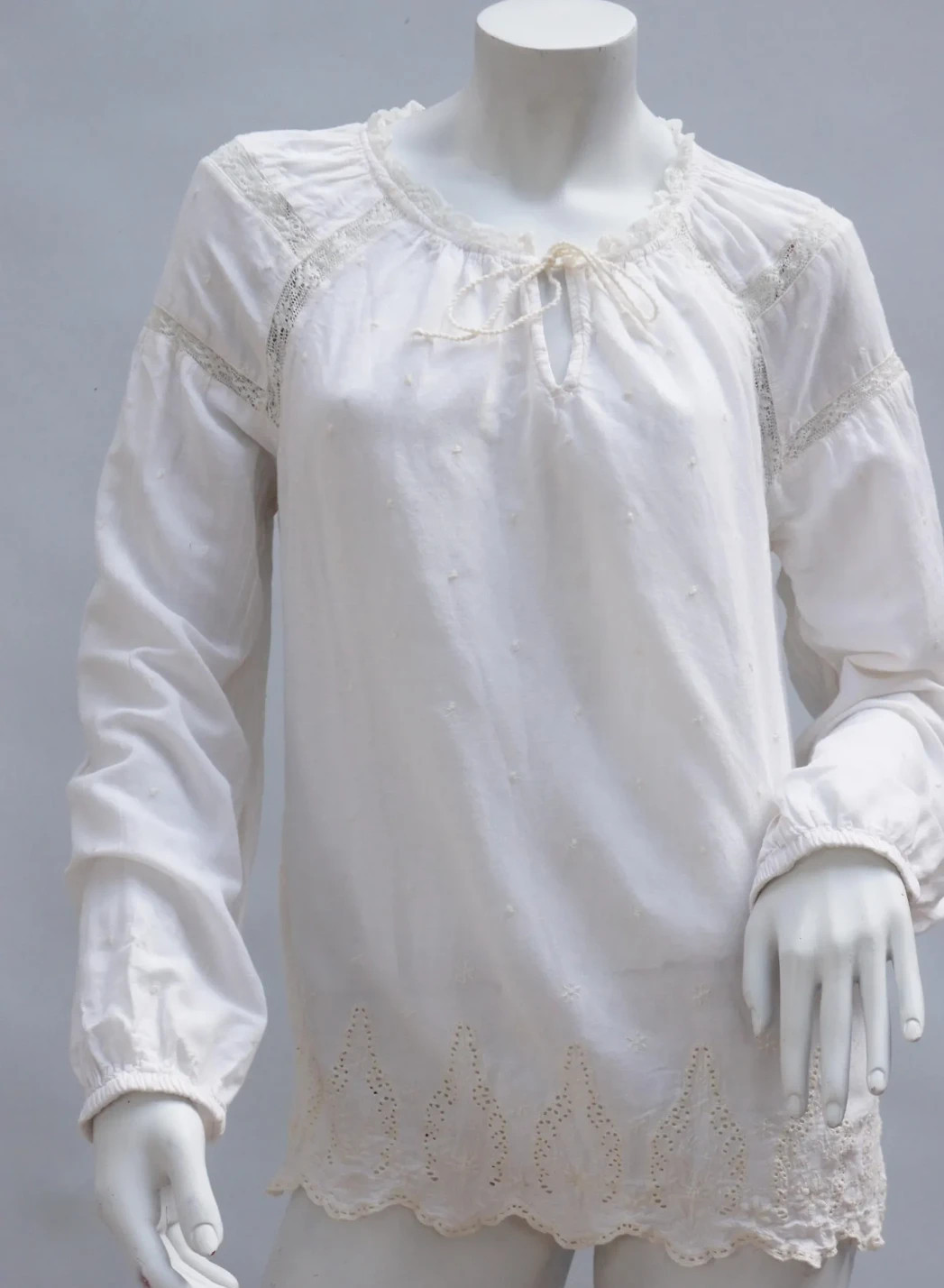 Vintage White Lace Trim Blouse Tunic Cottagecore Boho Romantic Country