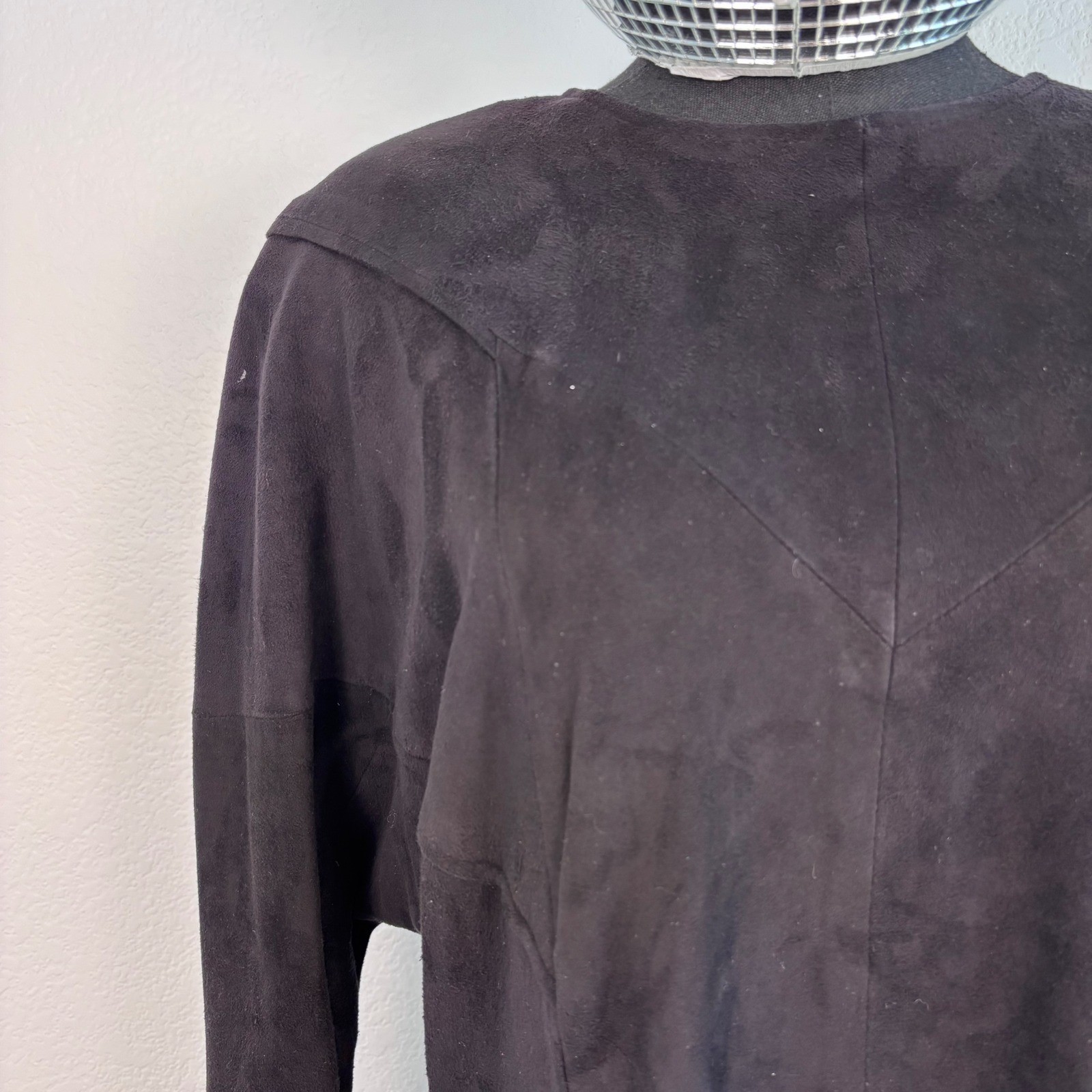 Vintage West Bay Saks Fifth Avenue Black Lamb Suede Padded Shoulder Top Size 6