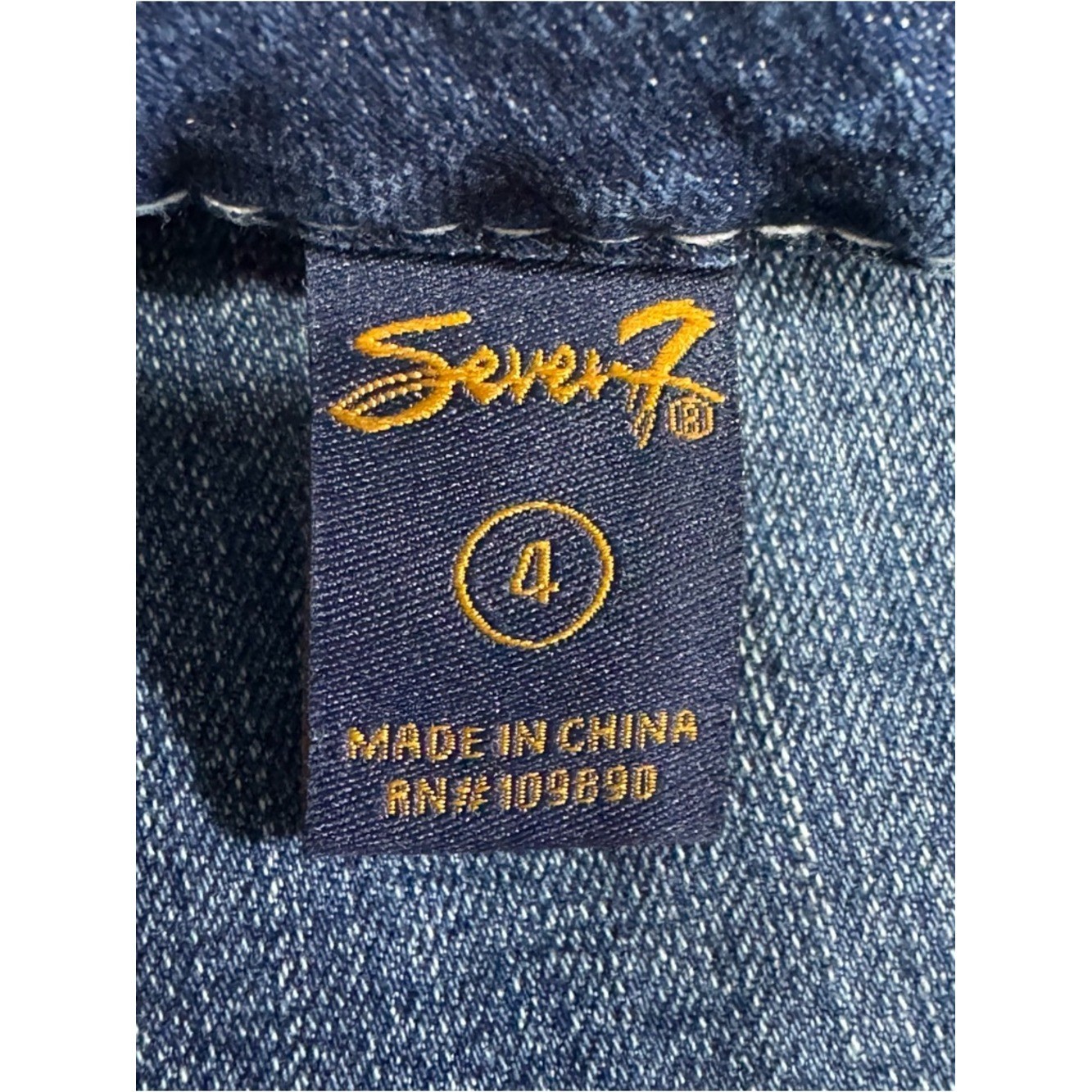 Seven7 Denim Shorts 4 Embroidered Pocket Contrast Stitch Y2K Retro Whiskered 4