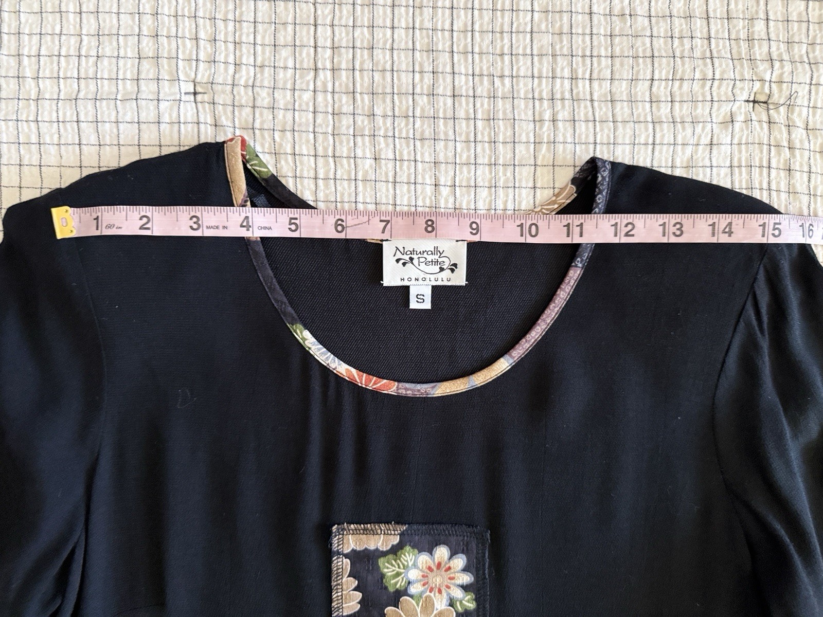 vintage 90s naturally petite honolulu size S black short sleeve midi dress
