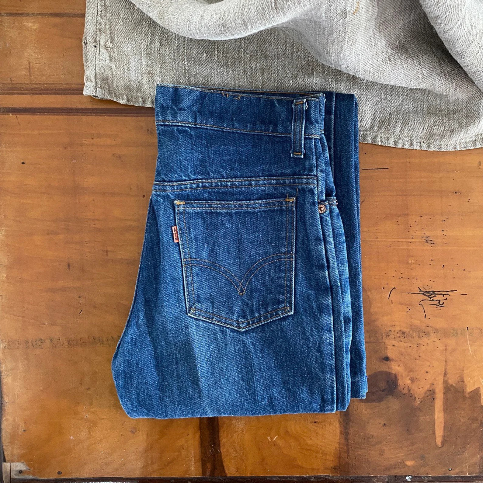 70s vintage Levis blue denim jeans made in USA talon 42 zip