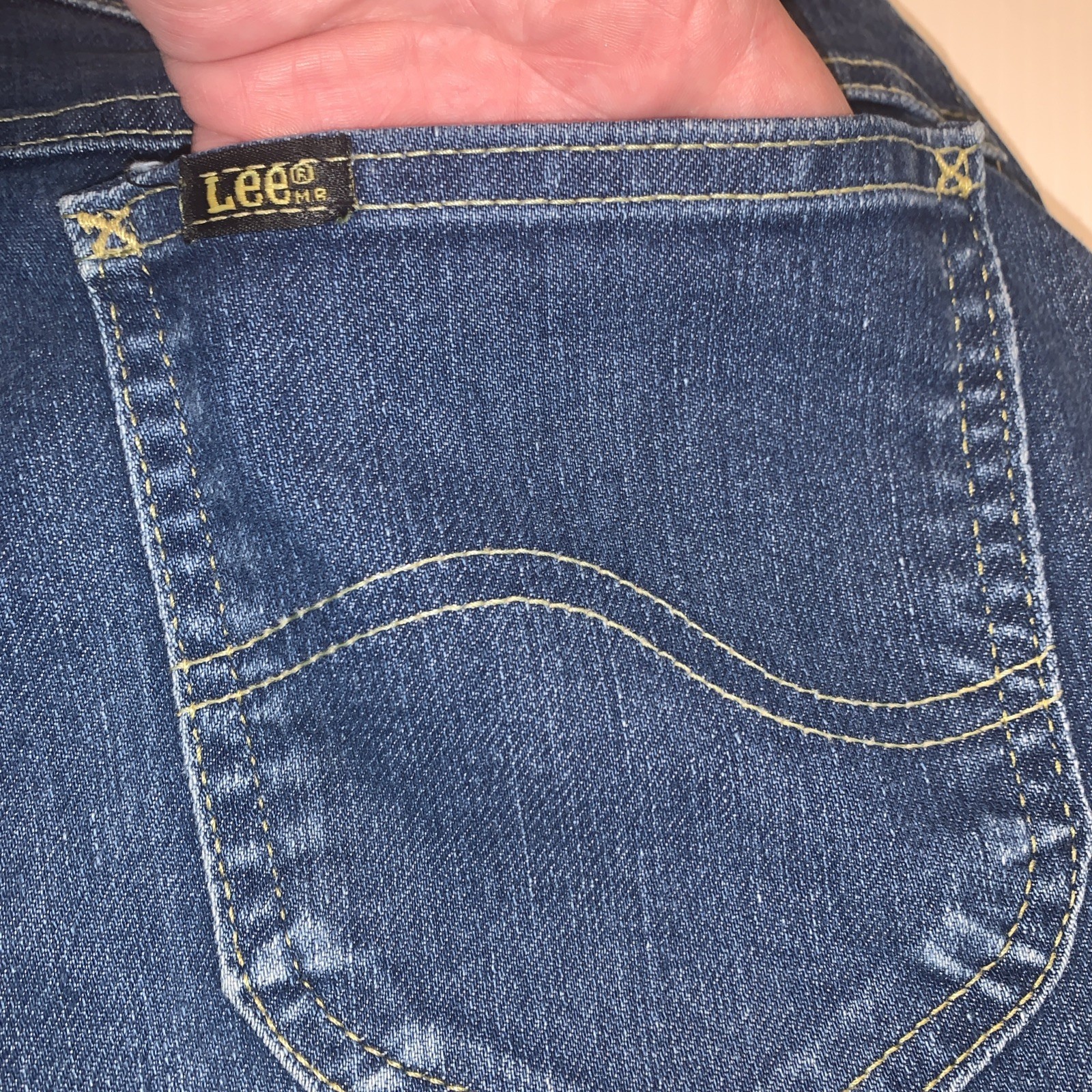 Vtg Juniors LEE Jeans Size 12 High Waist Straight Creased Hemed Legs M-Blue USA