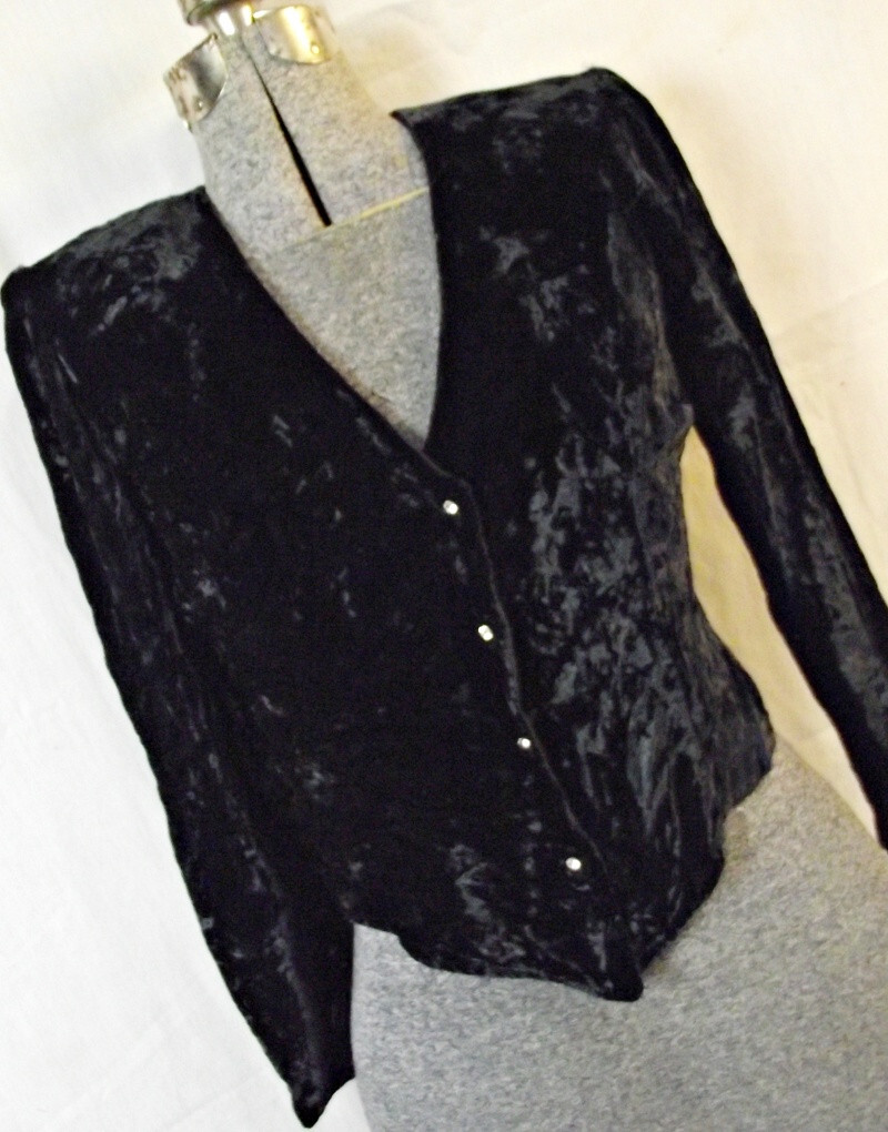 WOW 1970s Steppin Out Womens Black Crushed Velvet Top Open Lace Back Fishtail