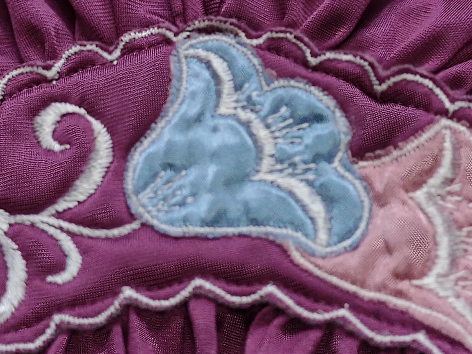 Vtg Lorraine Nightgown Small Long Purple Nylon Embroidery Accent Plum