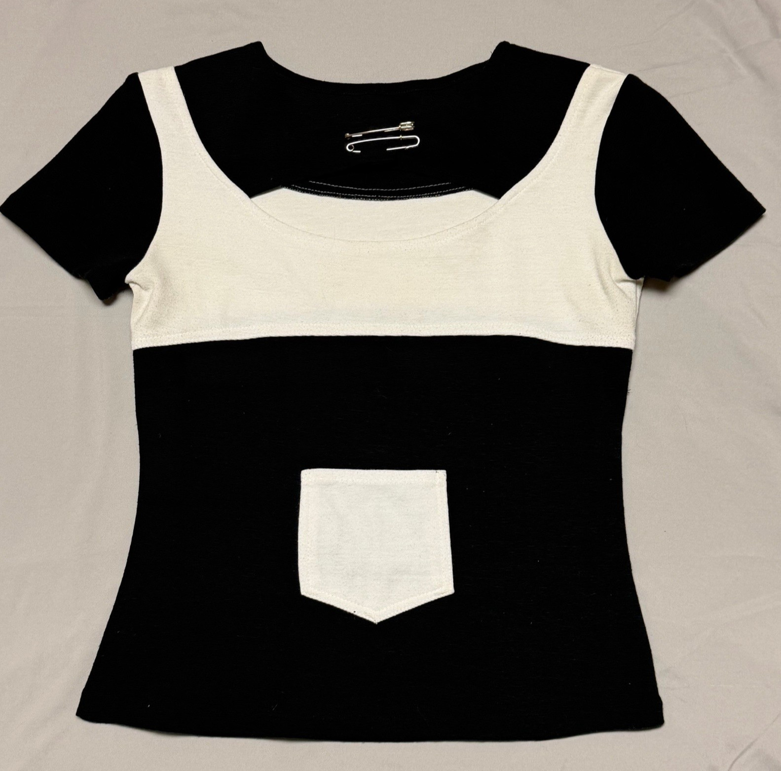 Vintage 90s Baby Tee Black White Stretch Knit Cutout Top Y2K Fitted
