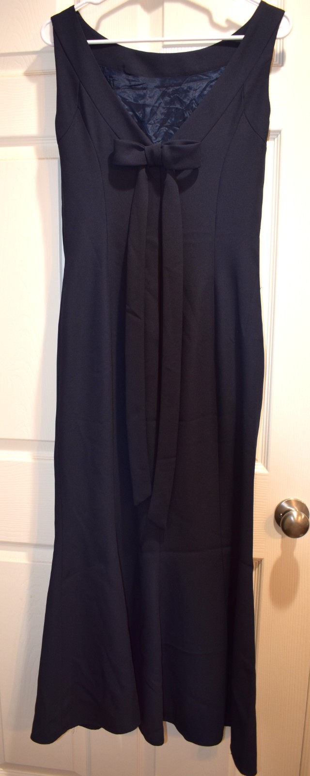 Vintage Watters & Watters Navy Sleeveless Maxi Gown Size 6 Bow Holiday Party