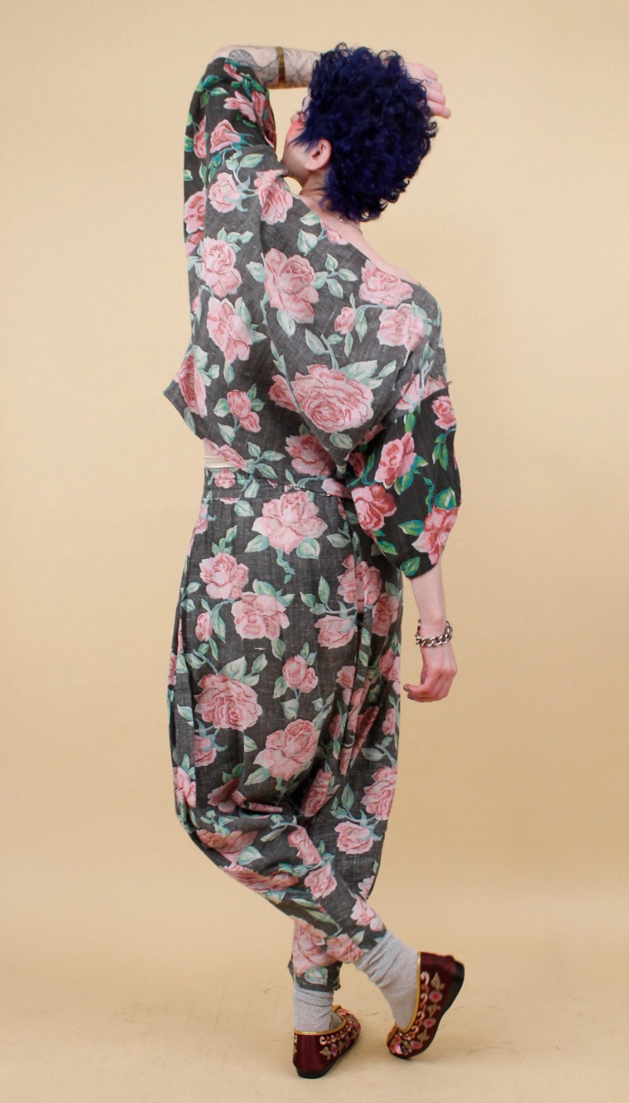 80s Vtg Gauzy Cotton Rose Print Black Pink Floral Drop Crotch Pant Set W27-30″