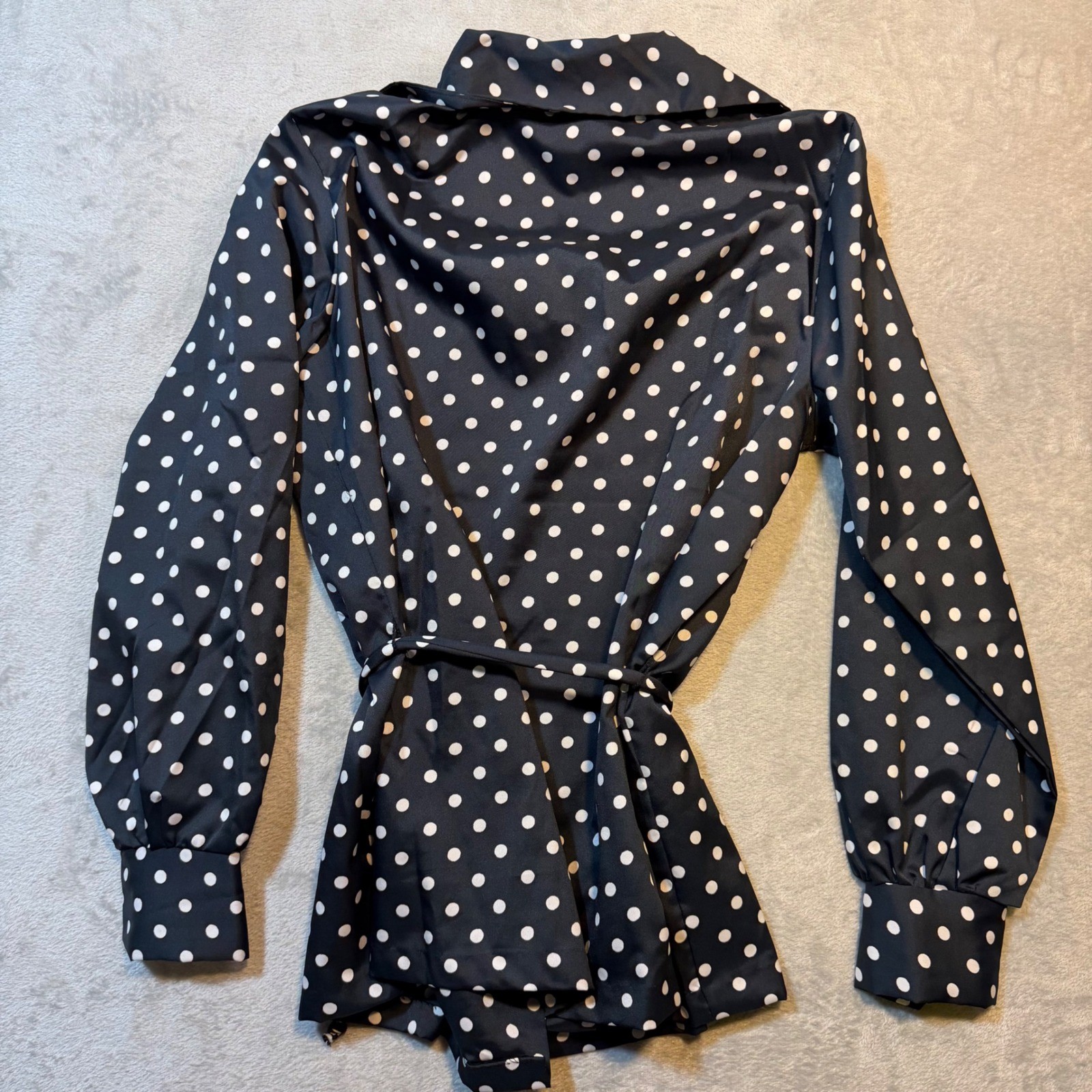Classic Timeless Secretary pinup Vintage 70s Polka Dot Blouse Black White Sz 18