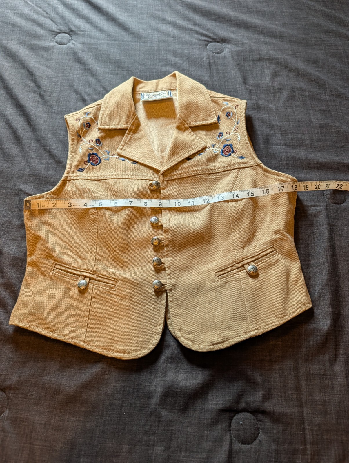 Wrangler Western Wear VTG 90s Women’s Size M Floral Embroidered Beige Vest