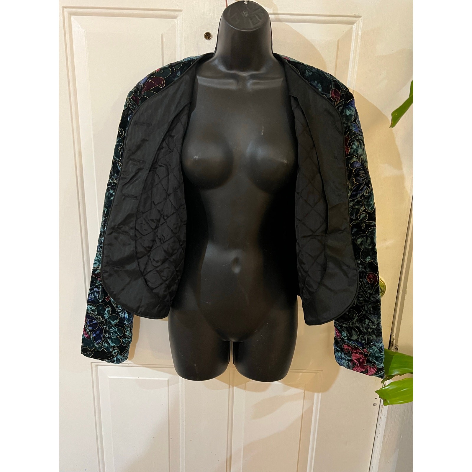 Vintage 90s Velvet Floral Tapestry Quilted Jacket M