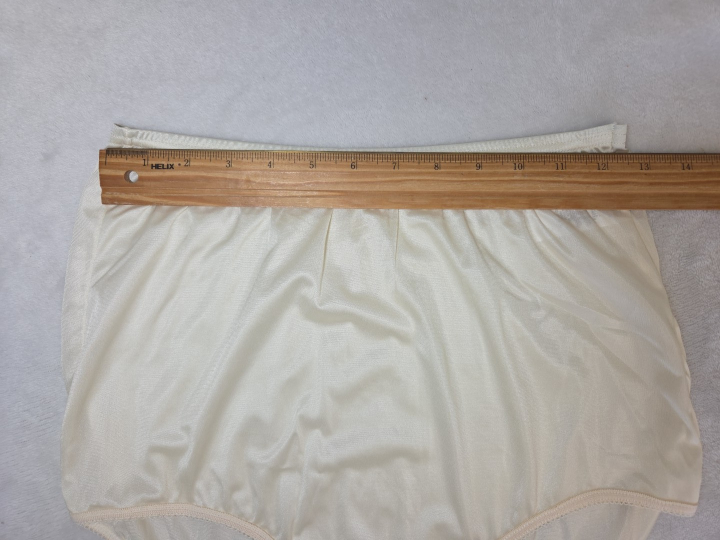 VTG Vanity Fair Panties 6 Side Tag Nylon USA Semi Sheer 9-15-713