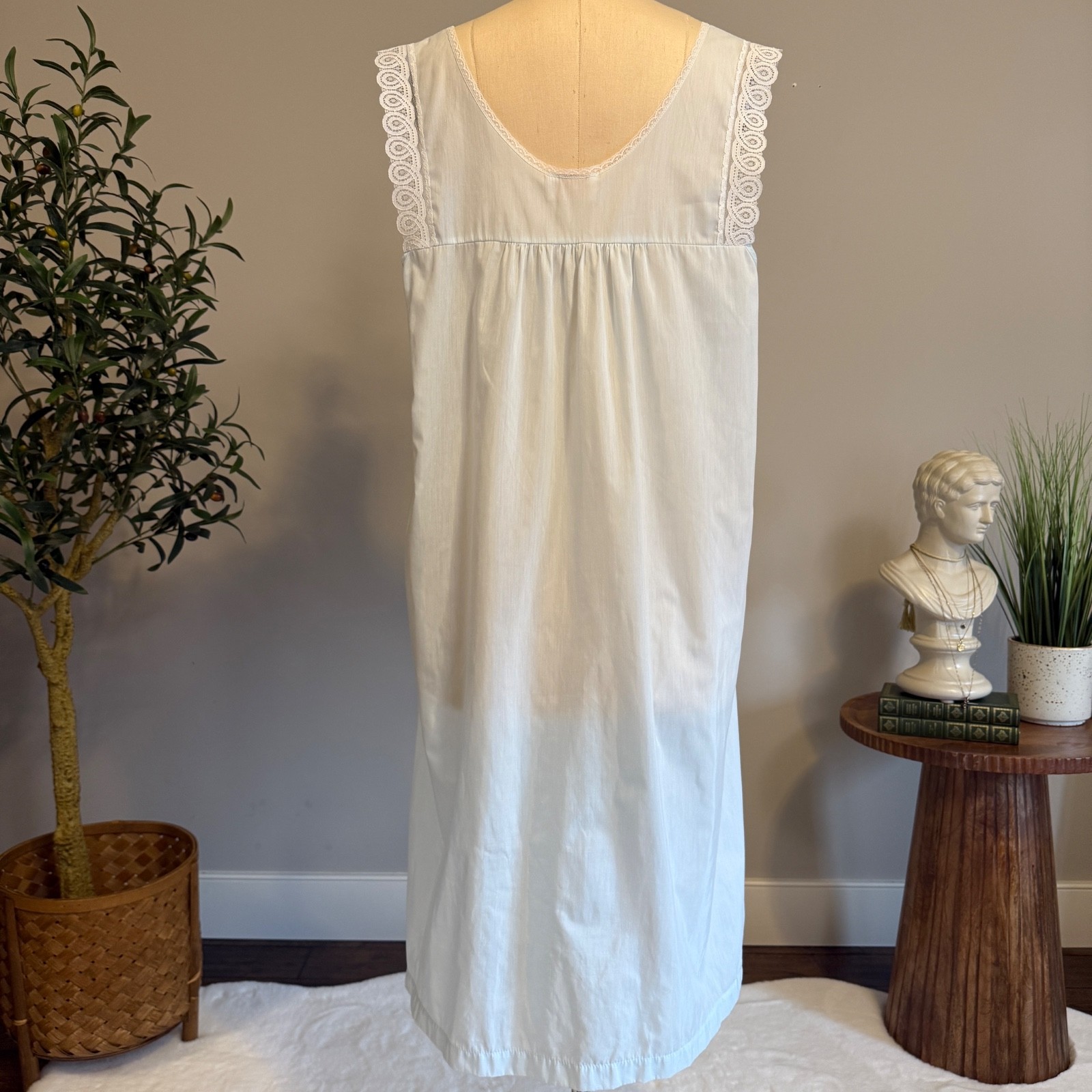Lady Barbizon Nightgown Womens Vintage Pastel Blue Sleeveless Cottagecore 70’s
