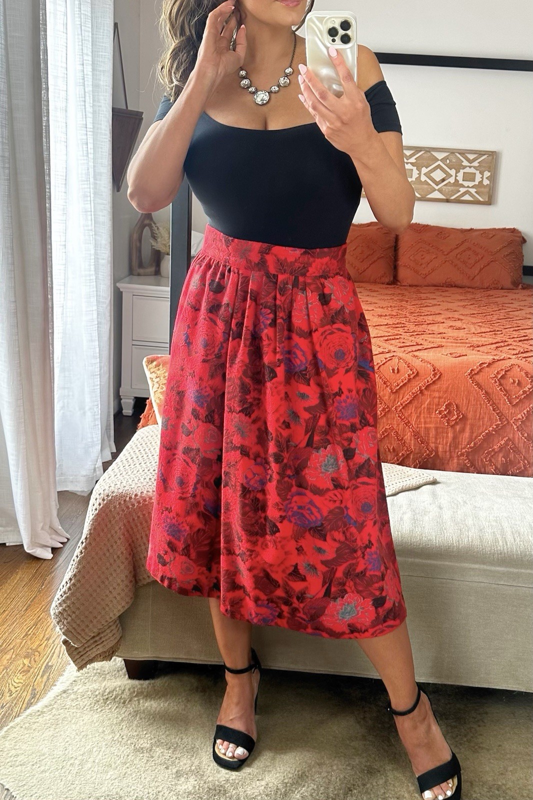 Vintage 70’s 80’s T.R. Bentley Red Floral Wool Blend Midi Circle Skirt