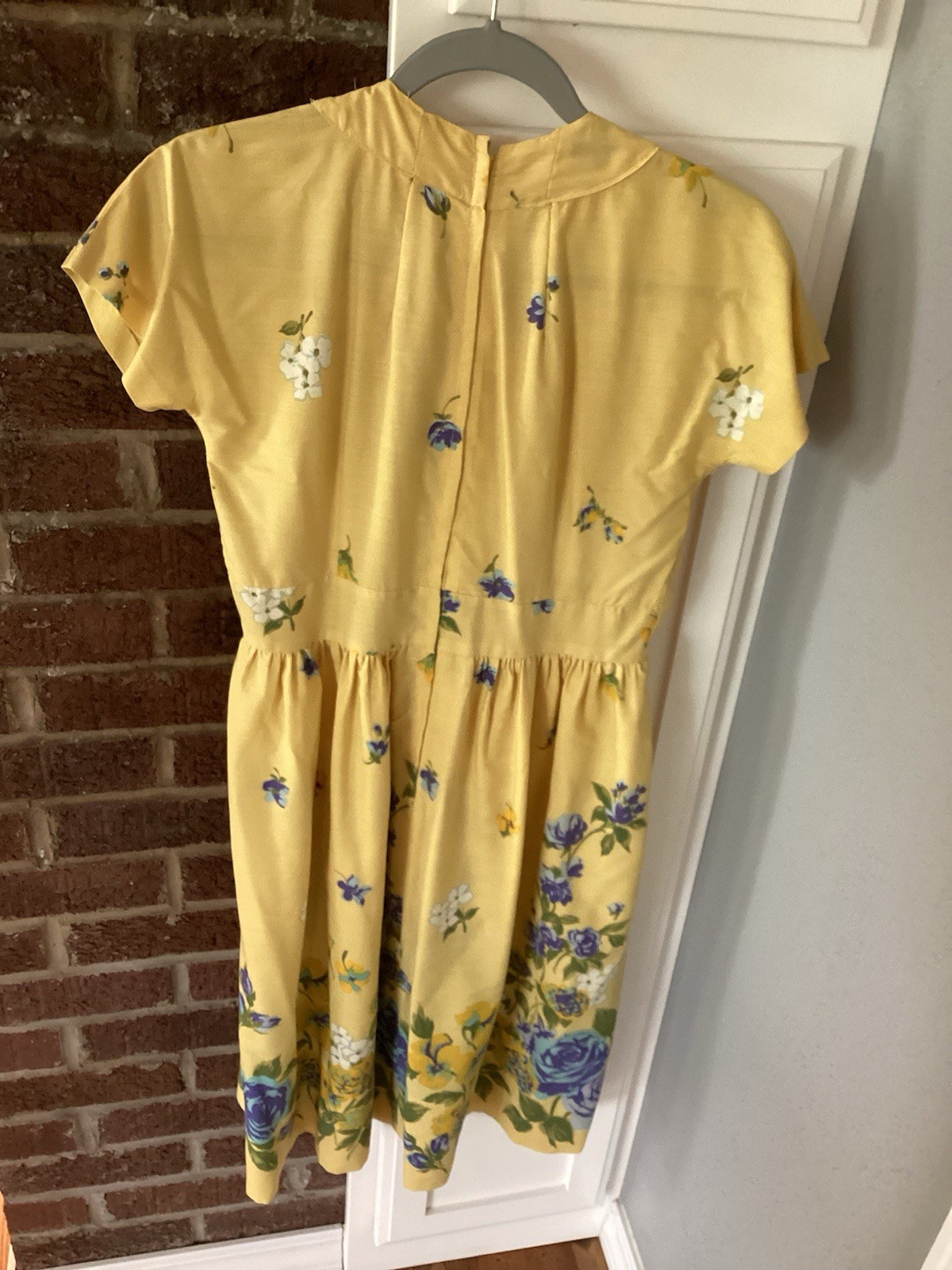 Home Made Yellow Floral Amish Dress Women’s Small Cottage Prairie Style