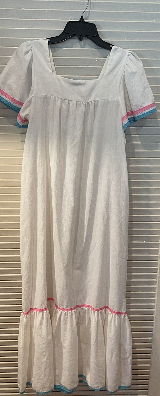 It’s A Charm Dress Womens Medium White Maxi Hippie BoHo Cottagecore USA Vintage