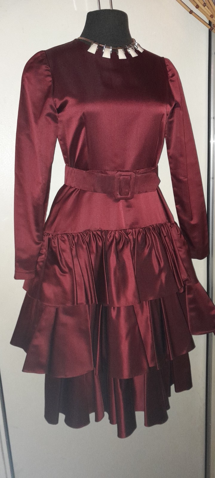 Vtg 70s 80s Designer WILLIAM PEARSON Burgundy Satin Silk Ruffle Tier Party Dress