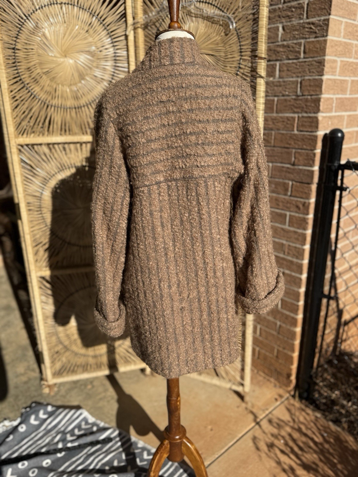 1960s / 70s women’s vintage bouclé wool Size M/L