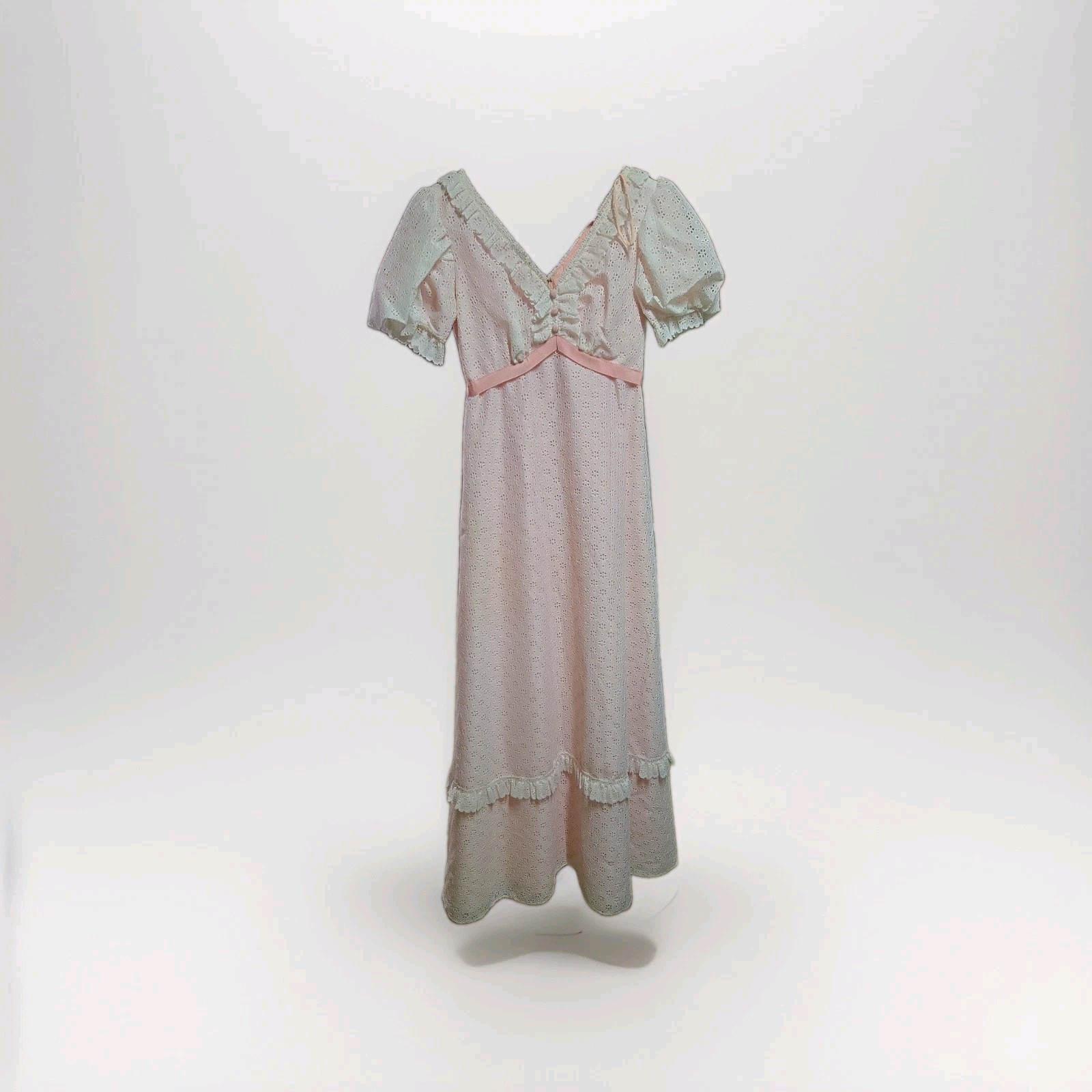 Vintage 1970’s Dress Women’s Pink And White Gown Prom