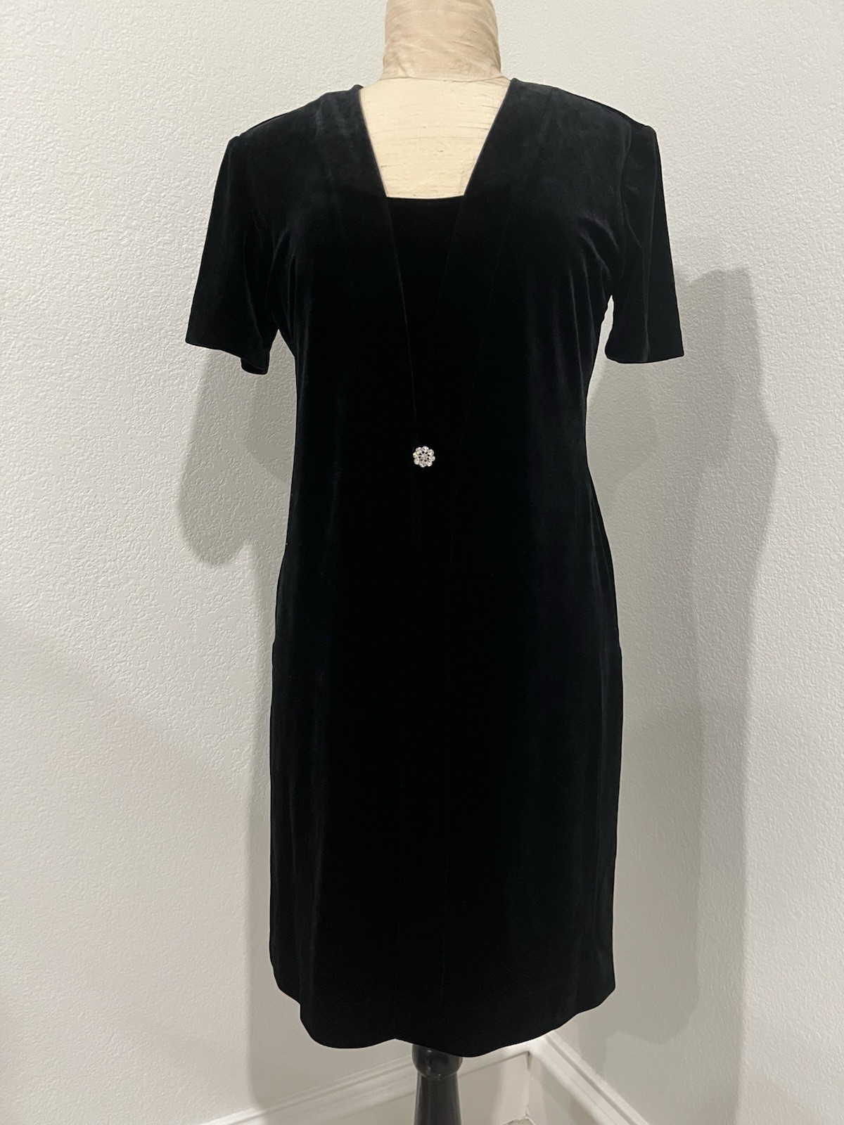 Vintage 90s Rhapsody Black Velvet Dress Size 10P Stretch Pre Owned Dress