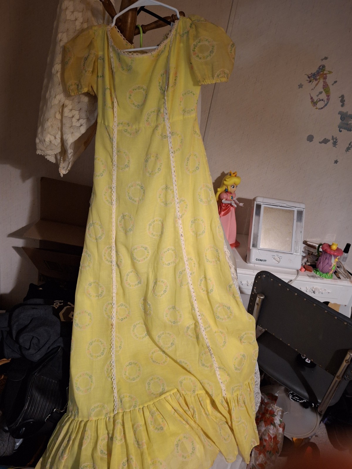 Vintage 1975 JCPenny Yellow Dress Size Small