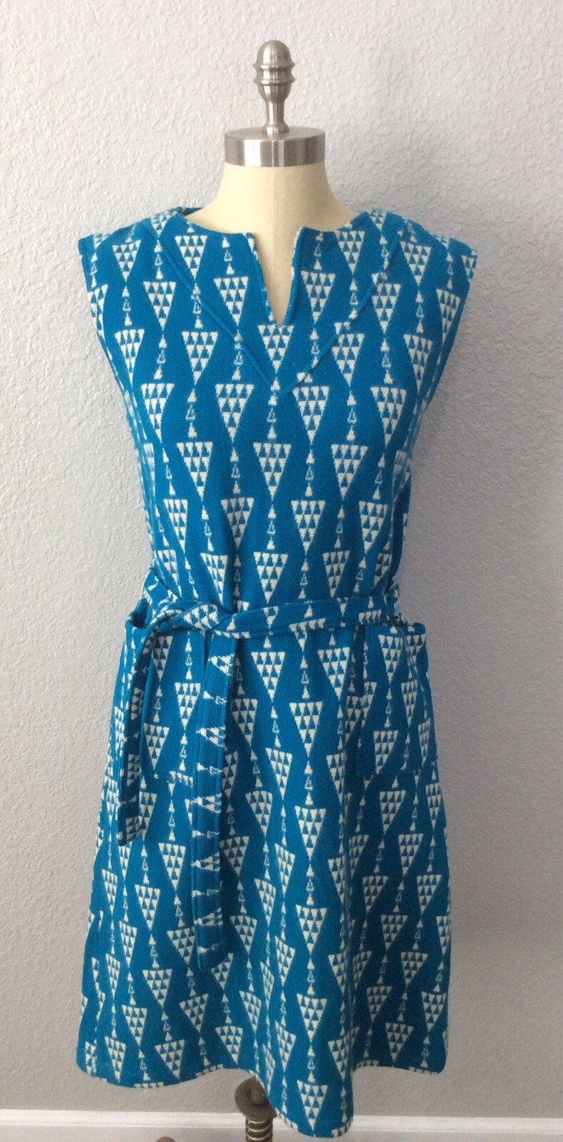 Vtg 60s Turquoise Geometric Triangle Linear GoGo Mod Tie Waist Wool Shift Dress