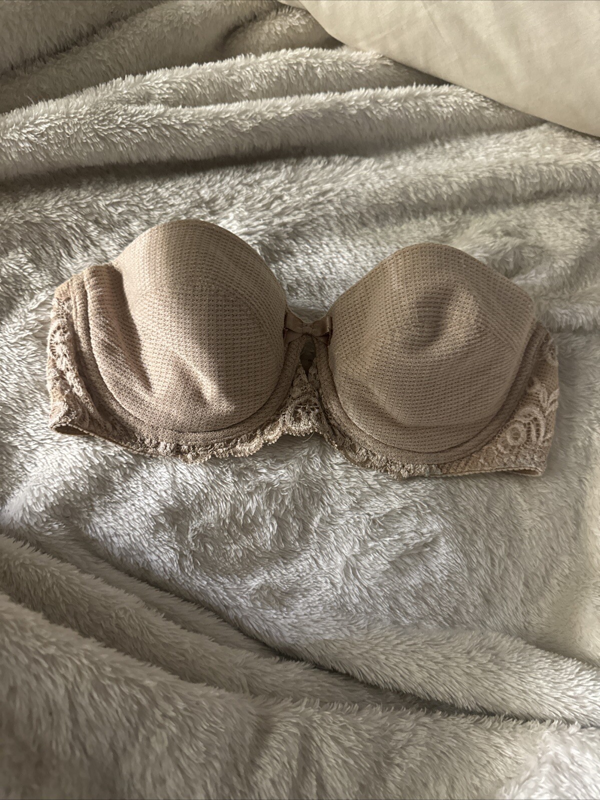 Vintage Warners Strapless Underwire Beige lace Sides Bra 30B