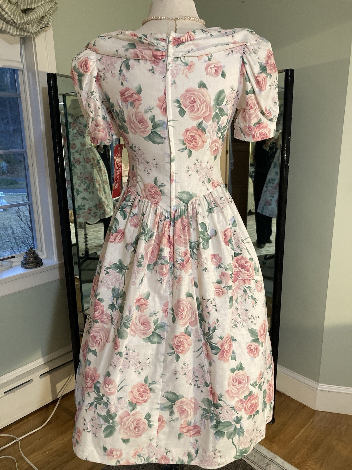 Vintage 1980S petite Lanz Floral Tea Dress Size 6