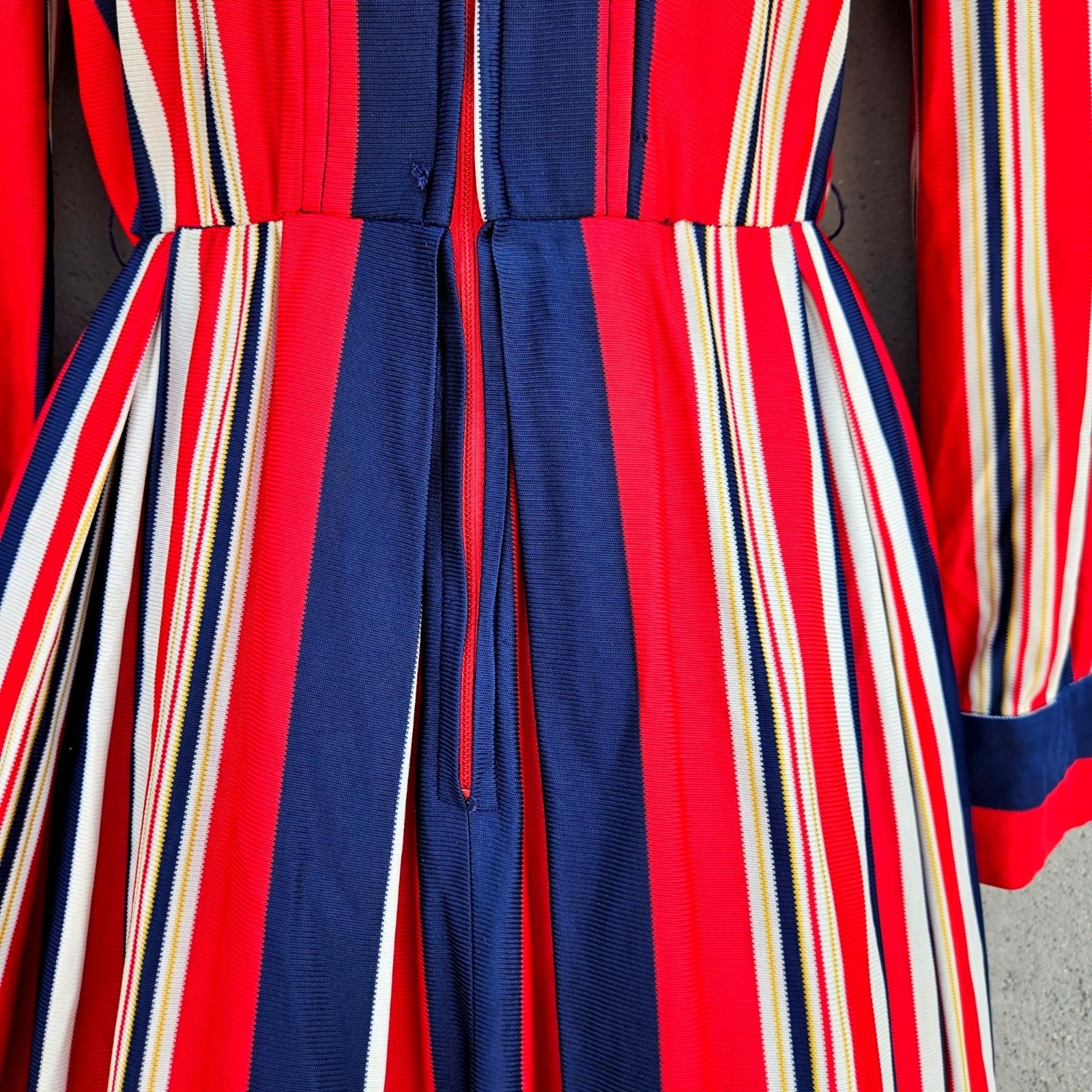 Vintage 70s California Stripe Nylon Knit Dress Red White Blue Zip Front Womens M
