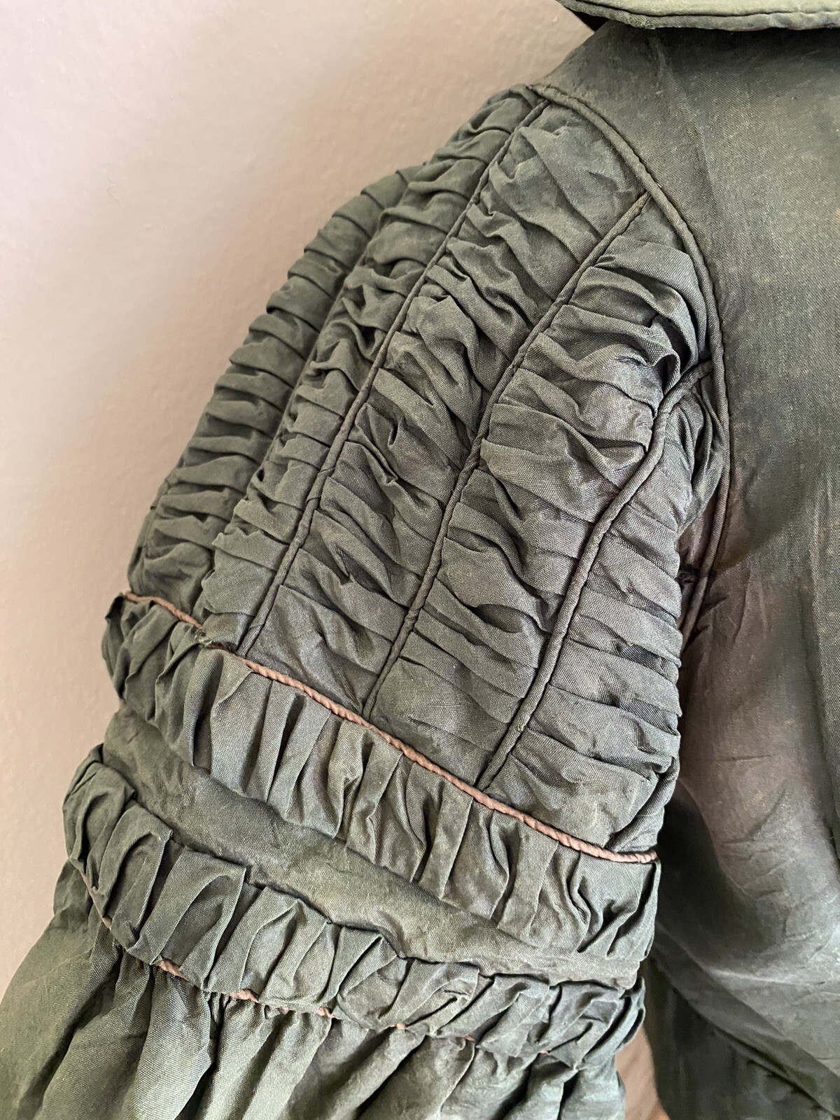Rarest 1825 Regency Spencer Jacket Rich Emerald „Arsenic” Green Museum Quality!