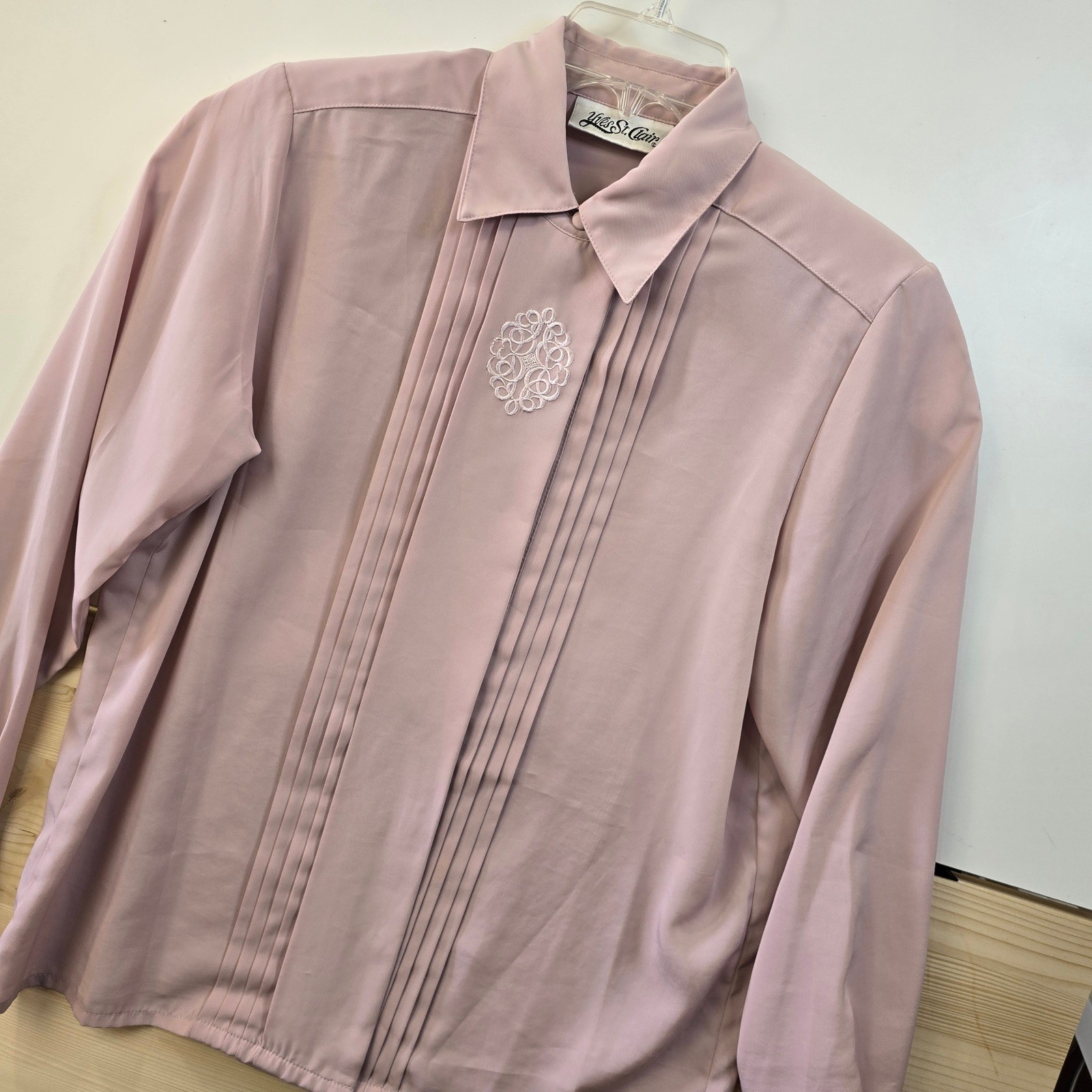 Yves St Clair Vintage Dusty Pink Mauve Pleated Front Blouse Embroidered Size 10