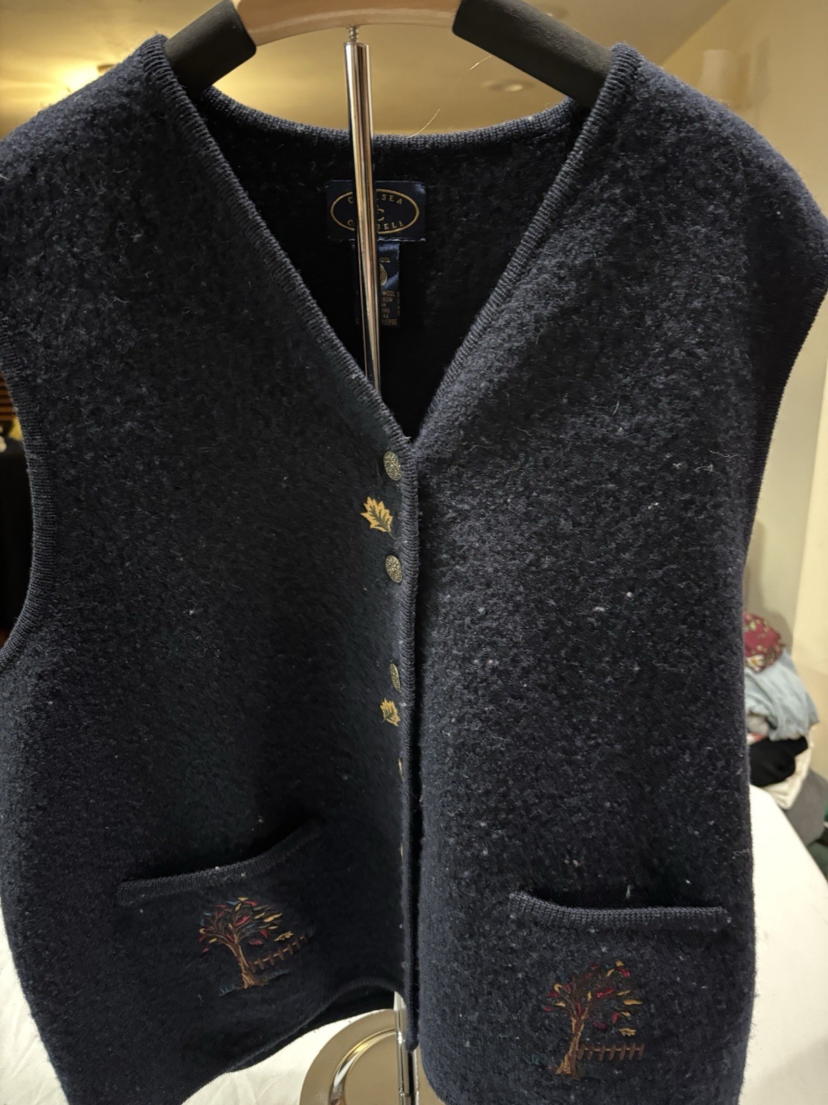 Vintage Chelsea Campbell Blue 100% Pure New Wool Vest Embroidered Size Large