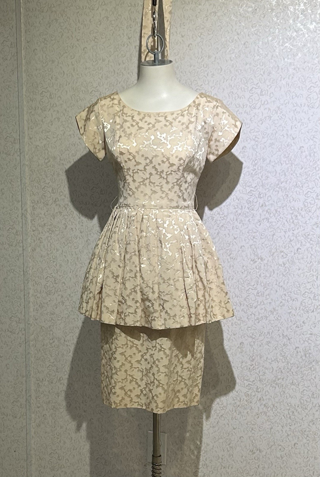 Vintage Brocade 1960’s Beige Blush Peplum On Pencil Dress Party Dress