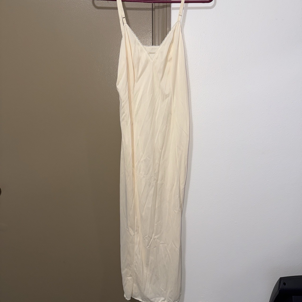 VINTAGE 40s 50s 60s 70s Kayser Beige Vintage Women’s Slip Full Slip Size 36