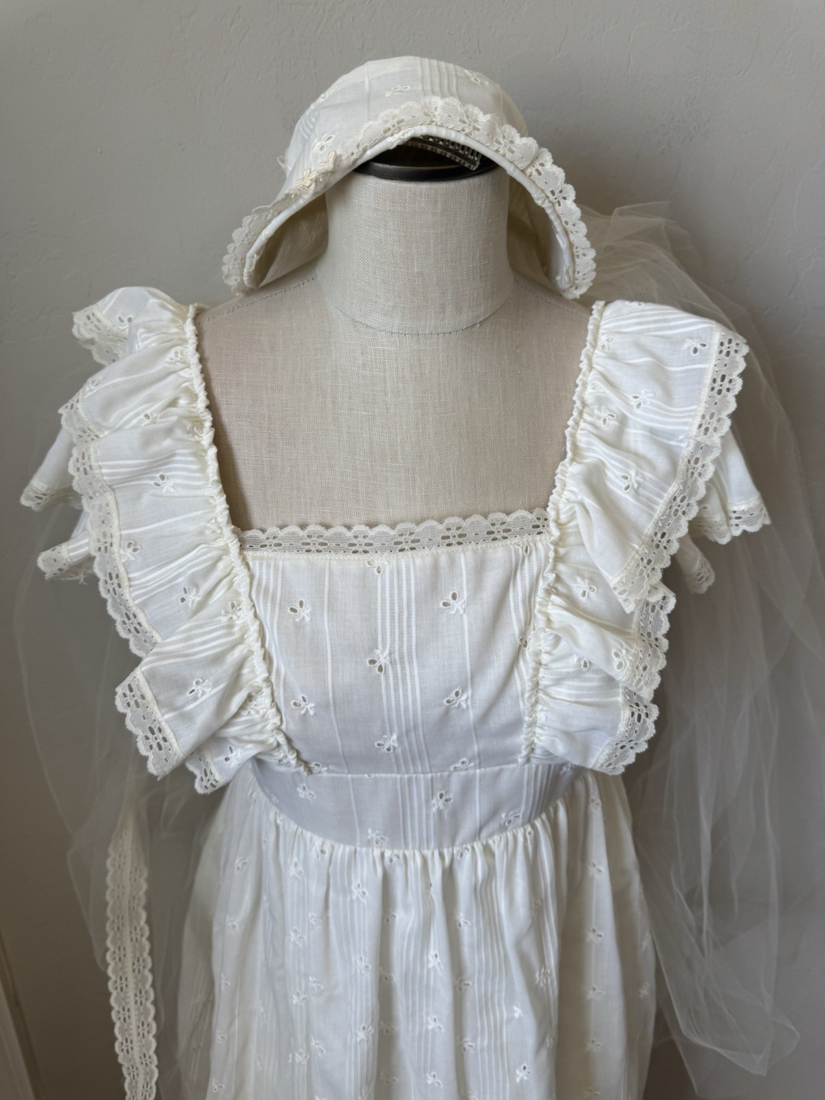 Vtg 70s Ivory Wedding Dress Prairie Cottage Core Peasant Bonnet Hat Veil Trek