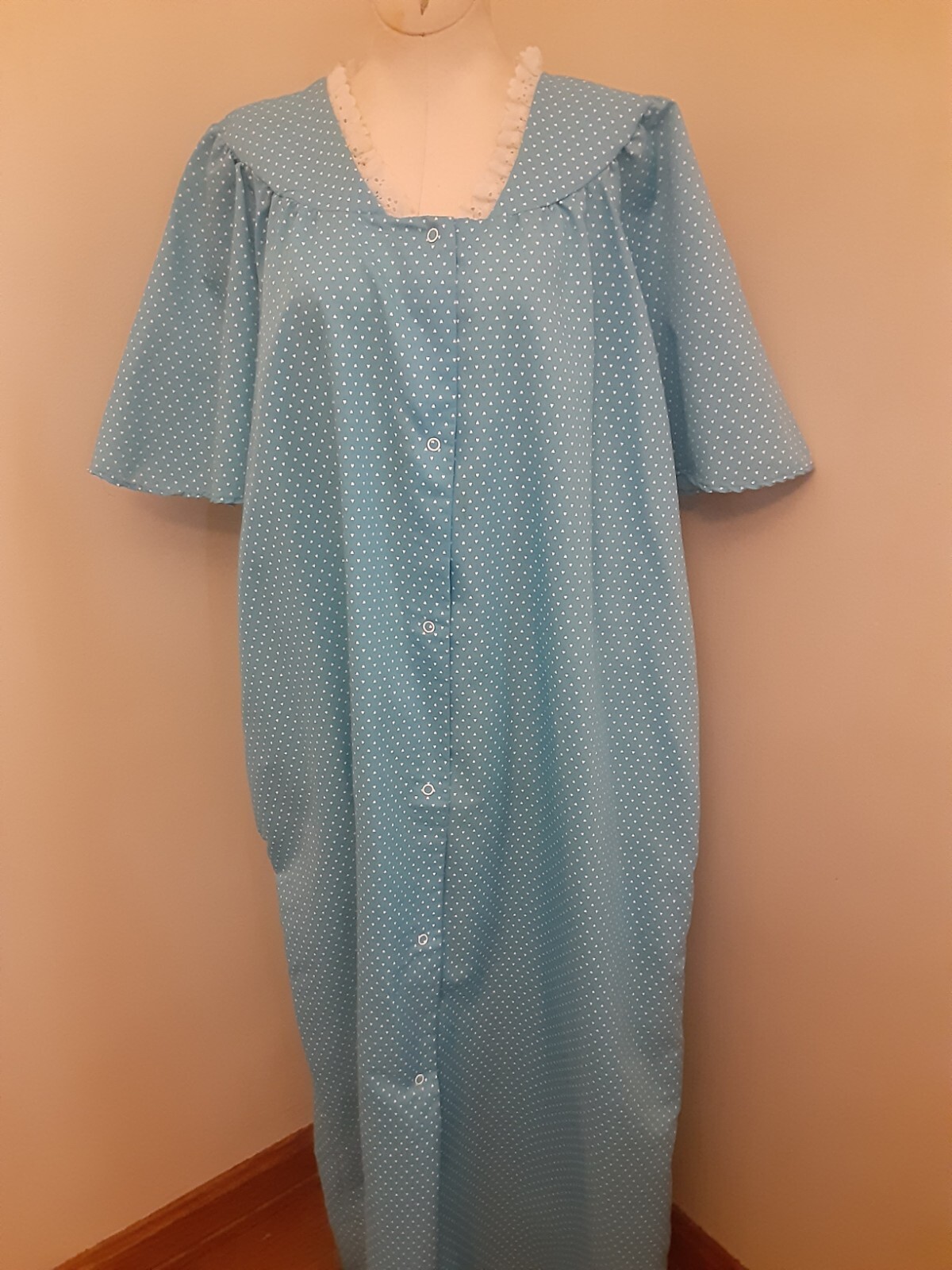 Vintage Womens Kingly Long Nightgown Lingerie Sleepwear Robe House Dress Size 38