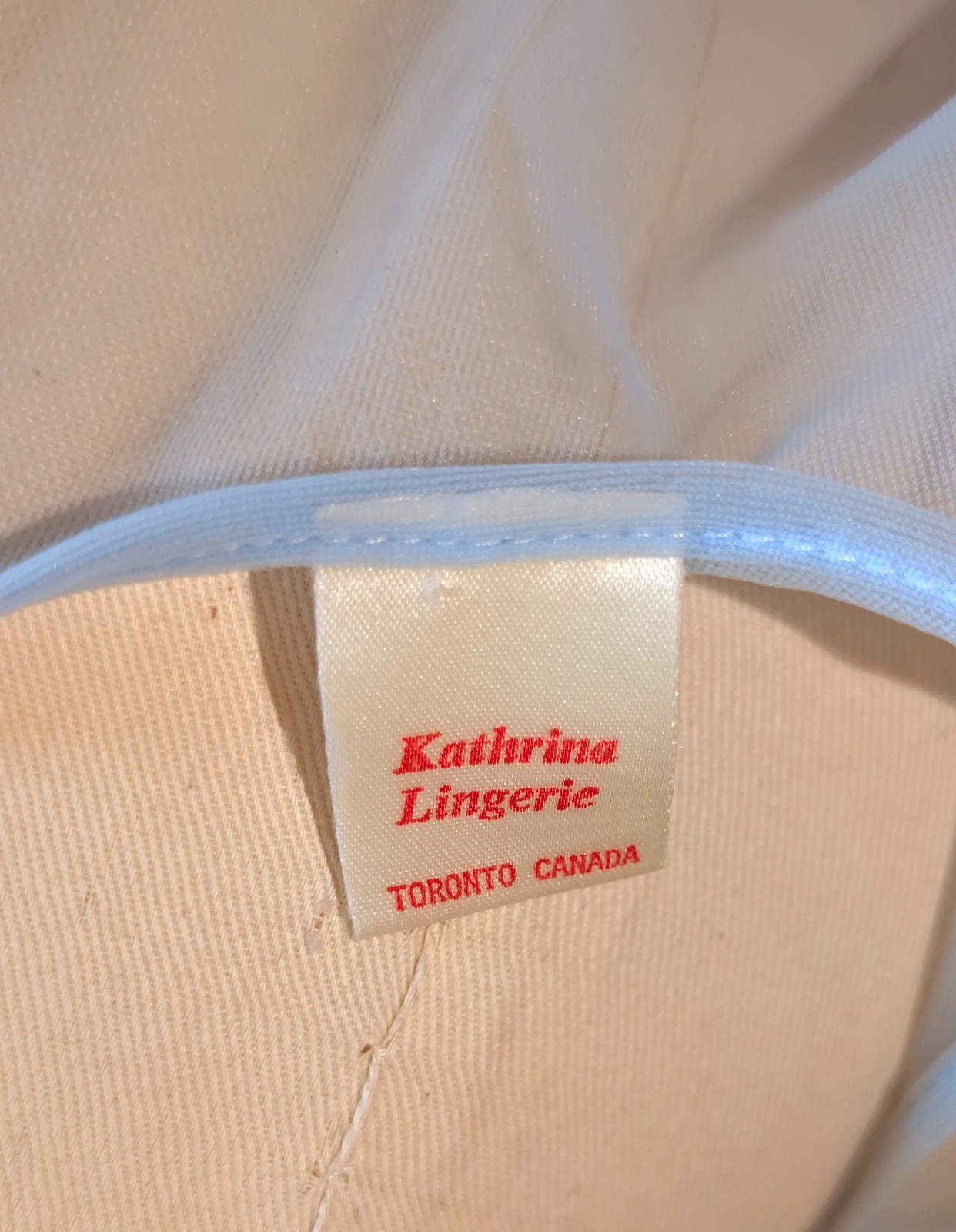 Vintage 1970s Baby Blue And Cream Pegnoir Robe By Katherine Lingerie. OSFM