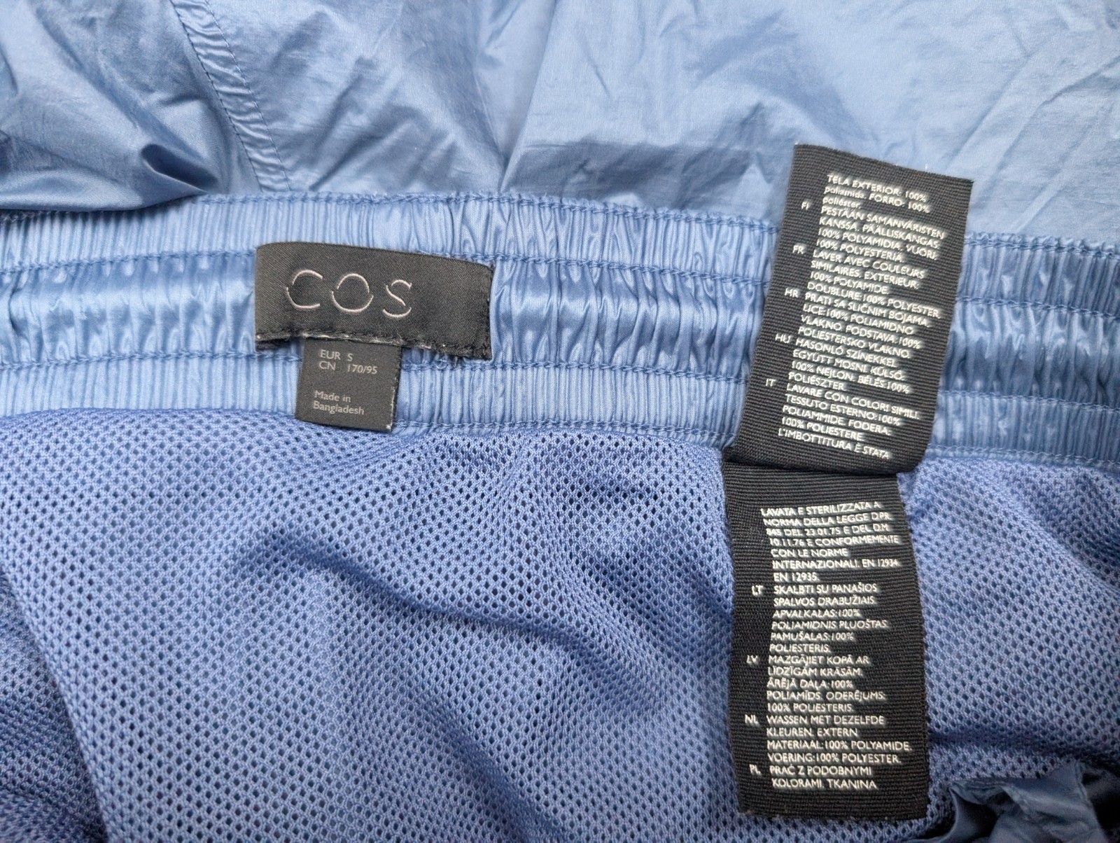 COS Gloss Nylon Shorts Running Womens S Blue Gym Running Sprinter Retro Sports