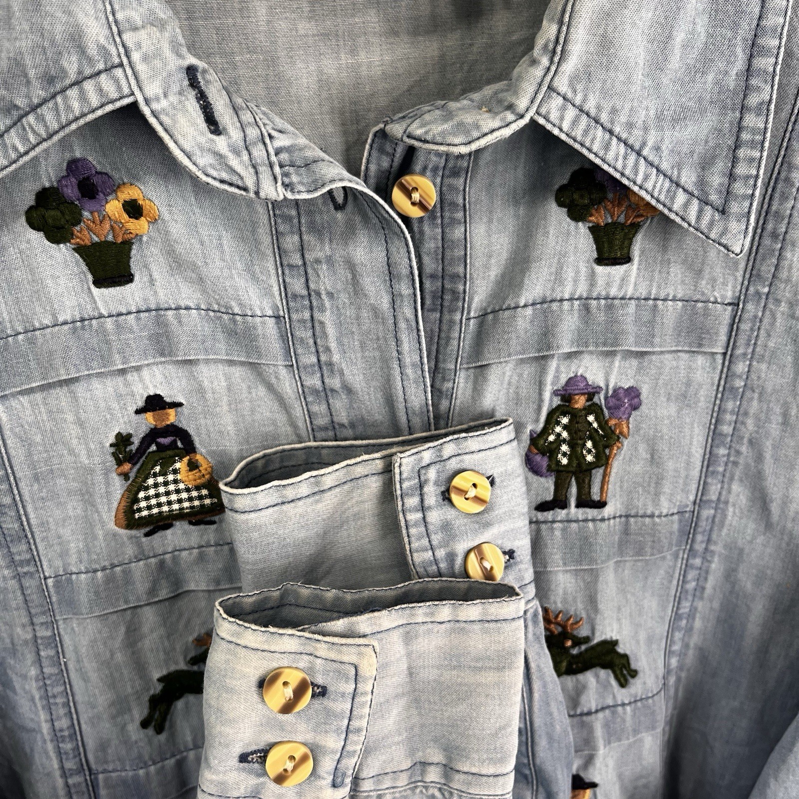 Hammerschmid Vintage Chambray Shirt Womens Size 40 German Cotton Embroidered