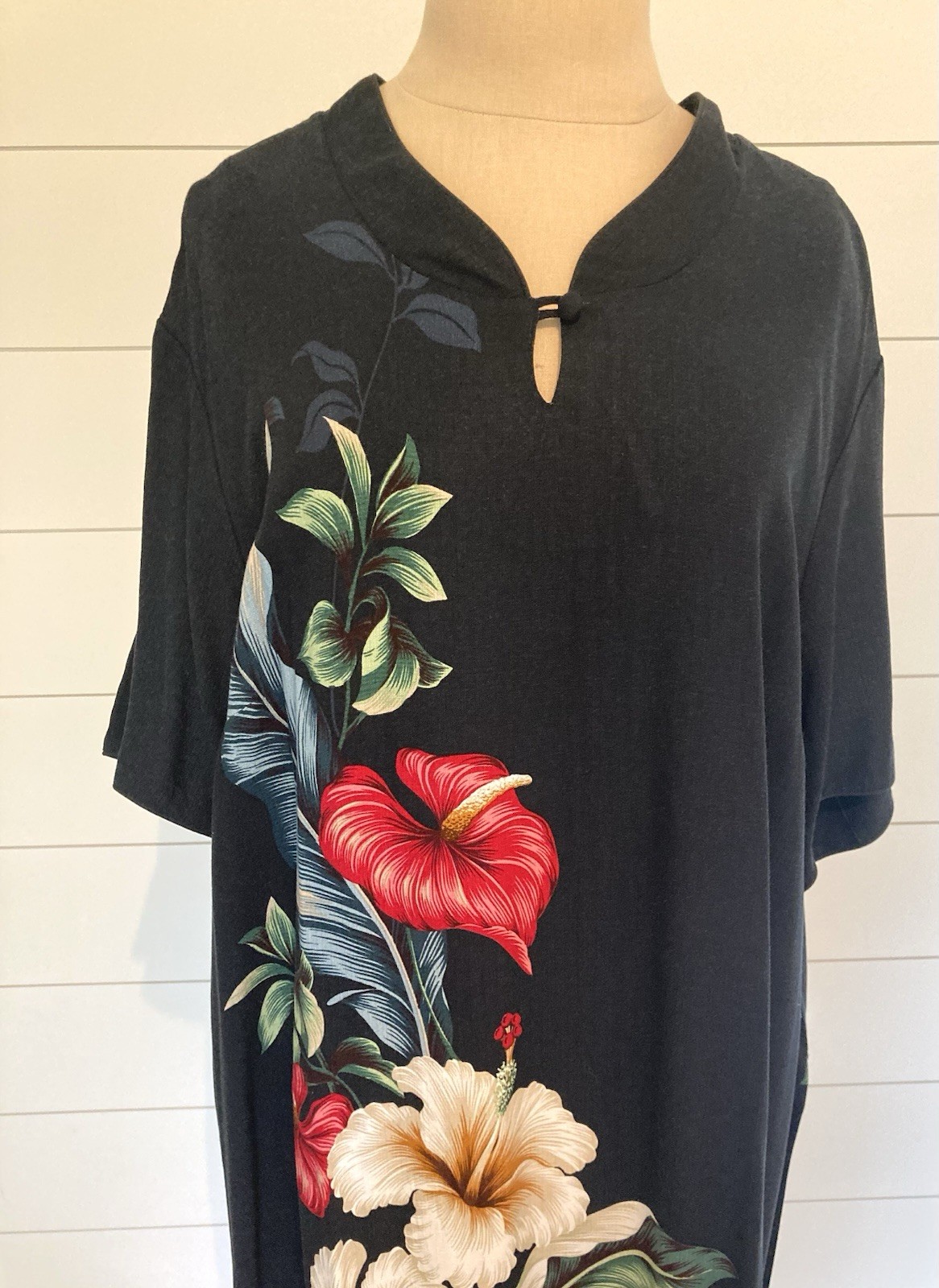 Vintage Iolani Hawaiian dress large colorful exotic flowers sz 3X