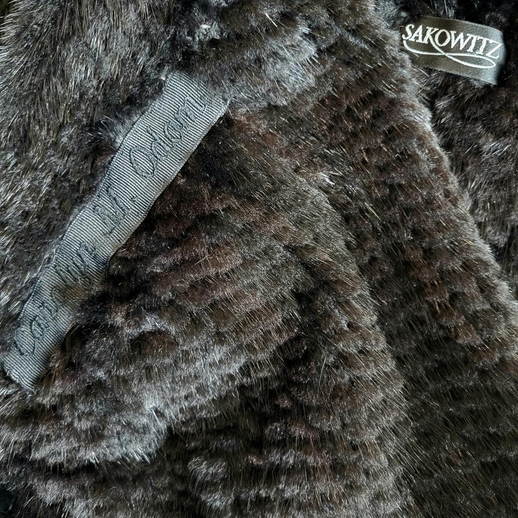 SAKOWITZ~S/M/L~VINTAGE BLACK KNITTED GENUINE REAL MINK FUR STOLE WRAP CAPE COAT
