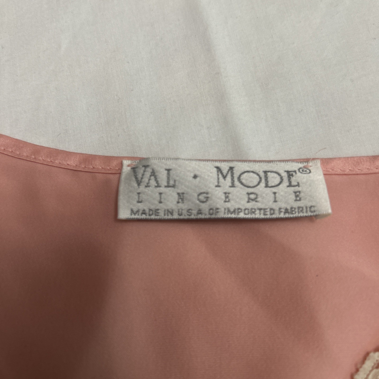 Vintage Val * Mode Sleepwear Gown, Large, Pink With Lace