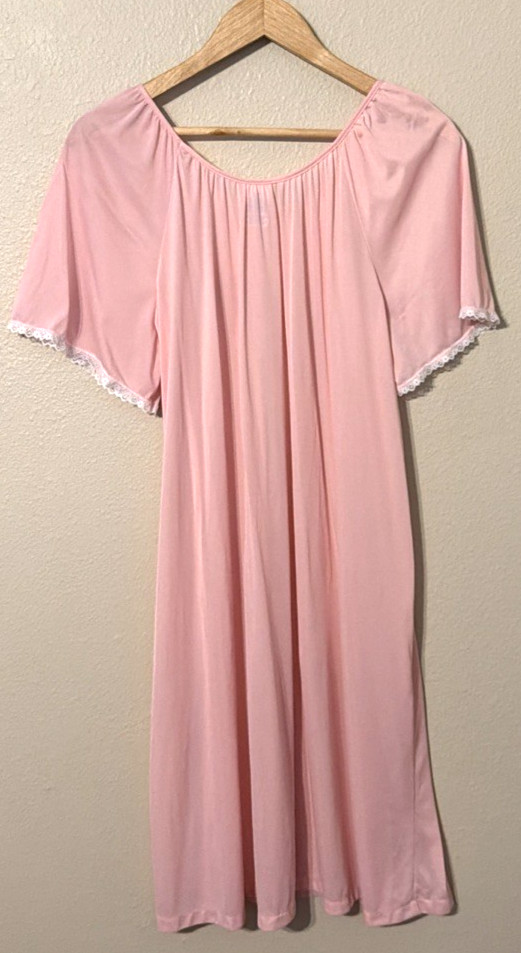 Vintage Classic Elements Pink Nightgown Mumu Size L Housecoat Pajamas Lace