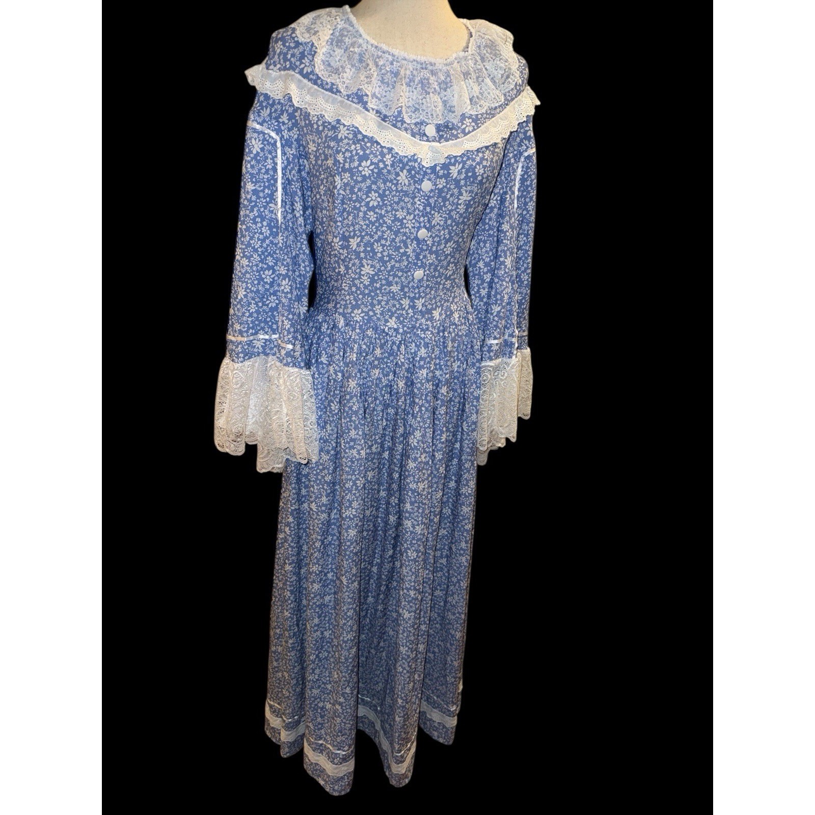 Prairie Style Maxi Dress Women’s L Blue Floral Lace Romantic Victorian Revival